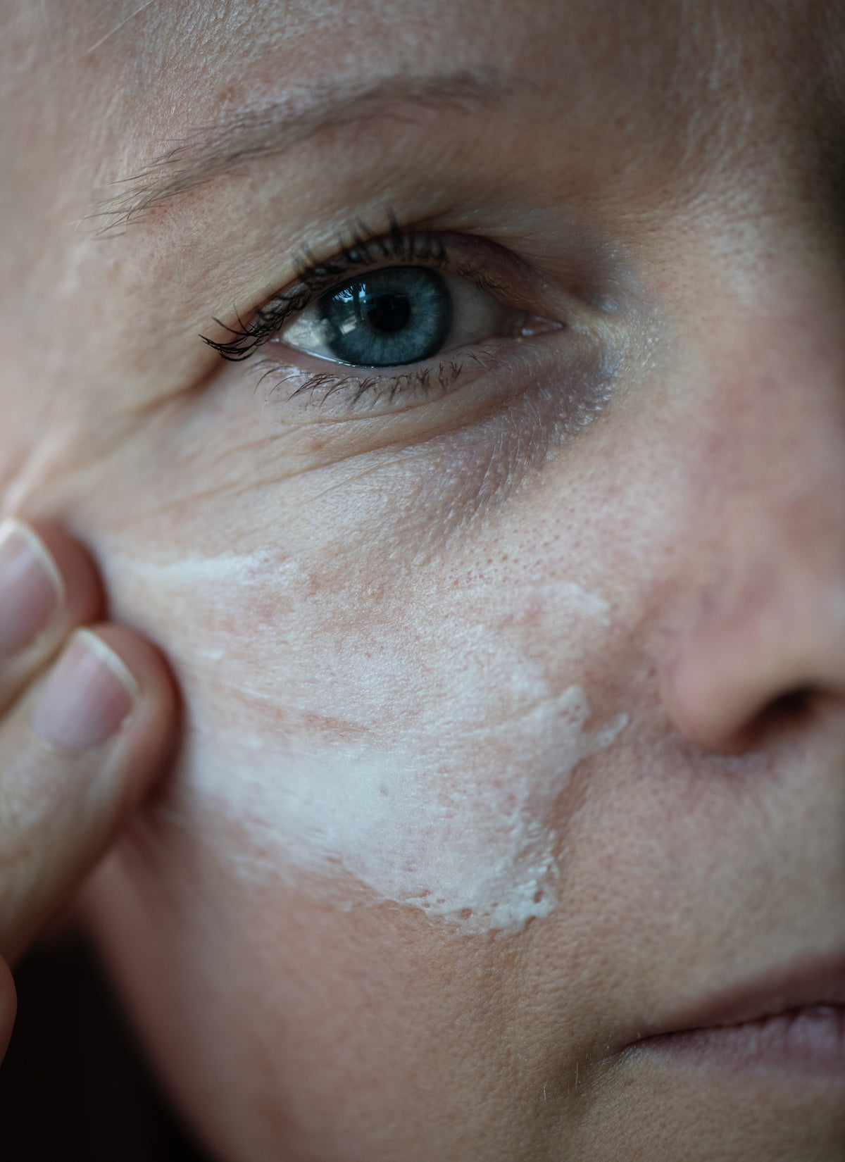 Choisir son soin anti-âge : comment trouver celui qui vous correspond vraiment ?